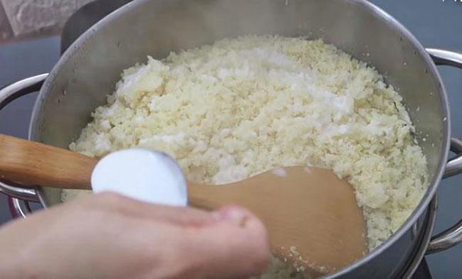 Cách nấu xôi vò nước cốt dừa
